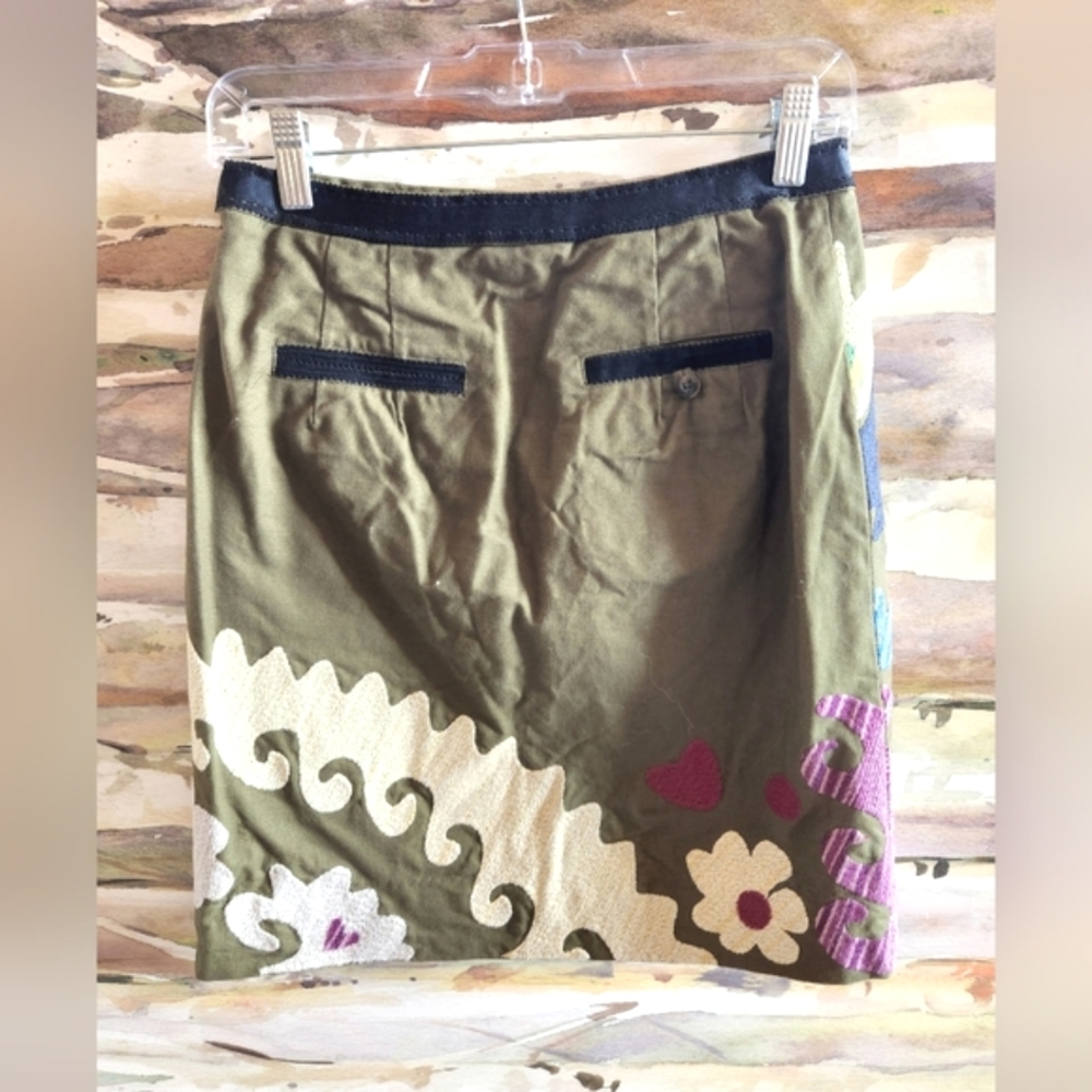 ANTHRO Tulipa Vanessa Virginia Cotton Floral 19" Embroidery Green Pencil Skirt 2 - Picture 3 of 16